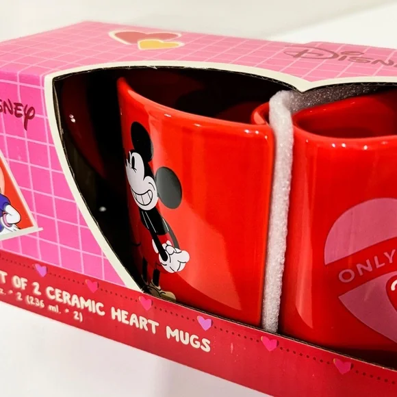 Disney Classic Mickey & Minnie Interlocking Heart Mug Set Couples Gift in Box - Picture 8 of 8